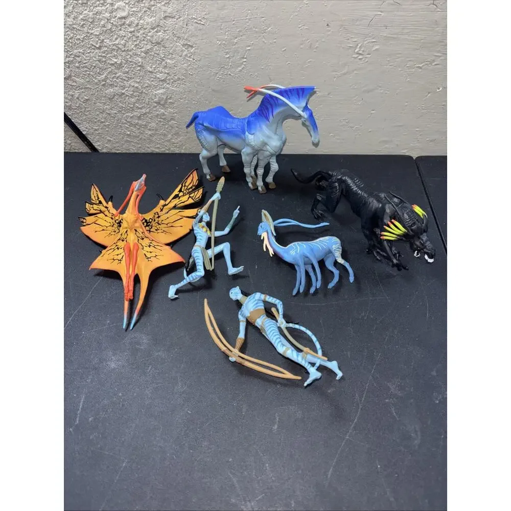 Disney World of Avatar Pandora Toy Collectable Mini Action Figures Set Of 6
